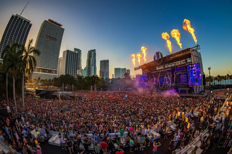 Bayfront Park 20 Year Festival Contract Signed, But Neighbors Head to Court